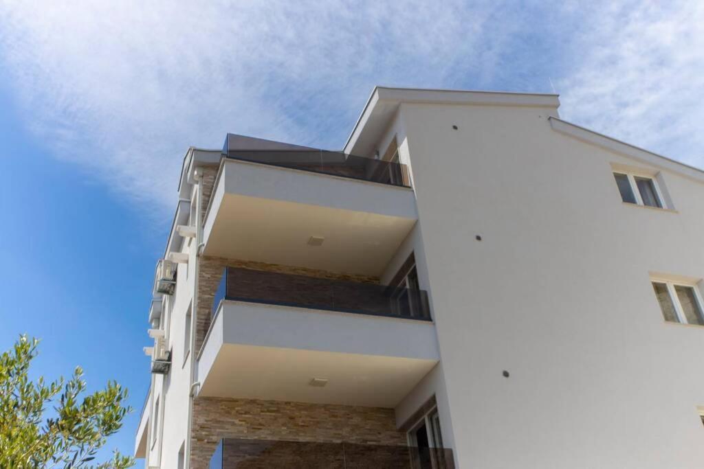 Apartments Ivica #7 มาคาร์สกา ภายนอก รูปภาพ